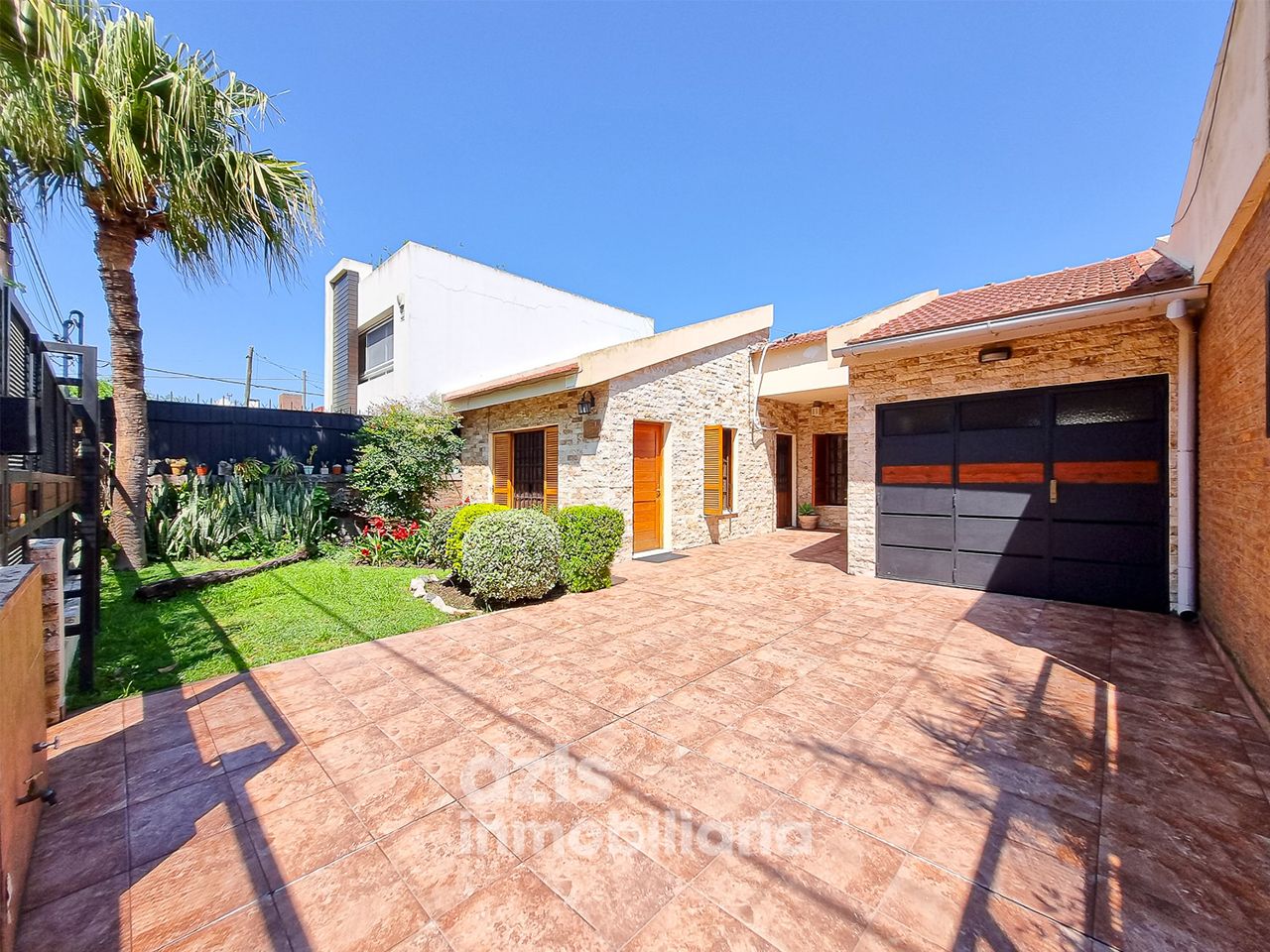 CASA 3 DORMITORIOS EN LA FLORIDA - Imagen 2