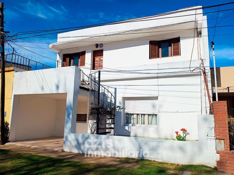 CASA EN GRANADERO BAIGORRIA - Imagen 2