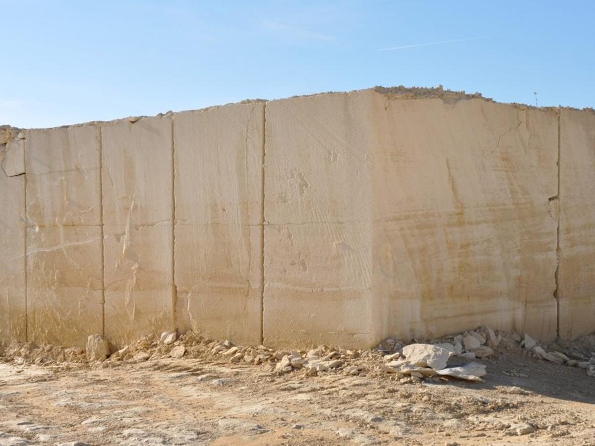 Carrière de Saint-Maximin de Polycor