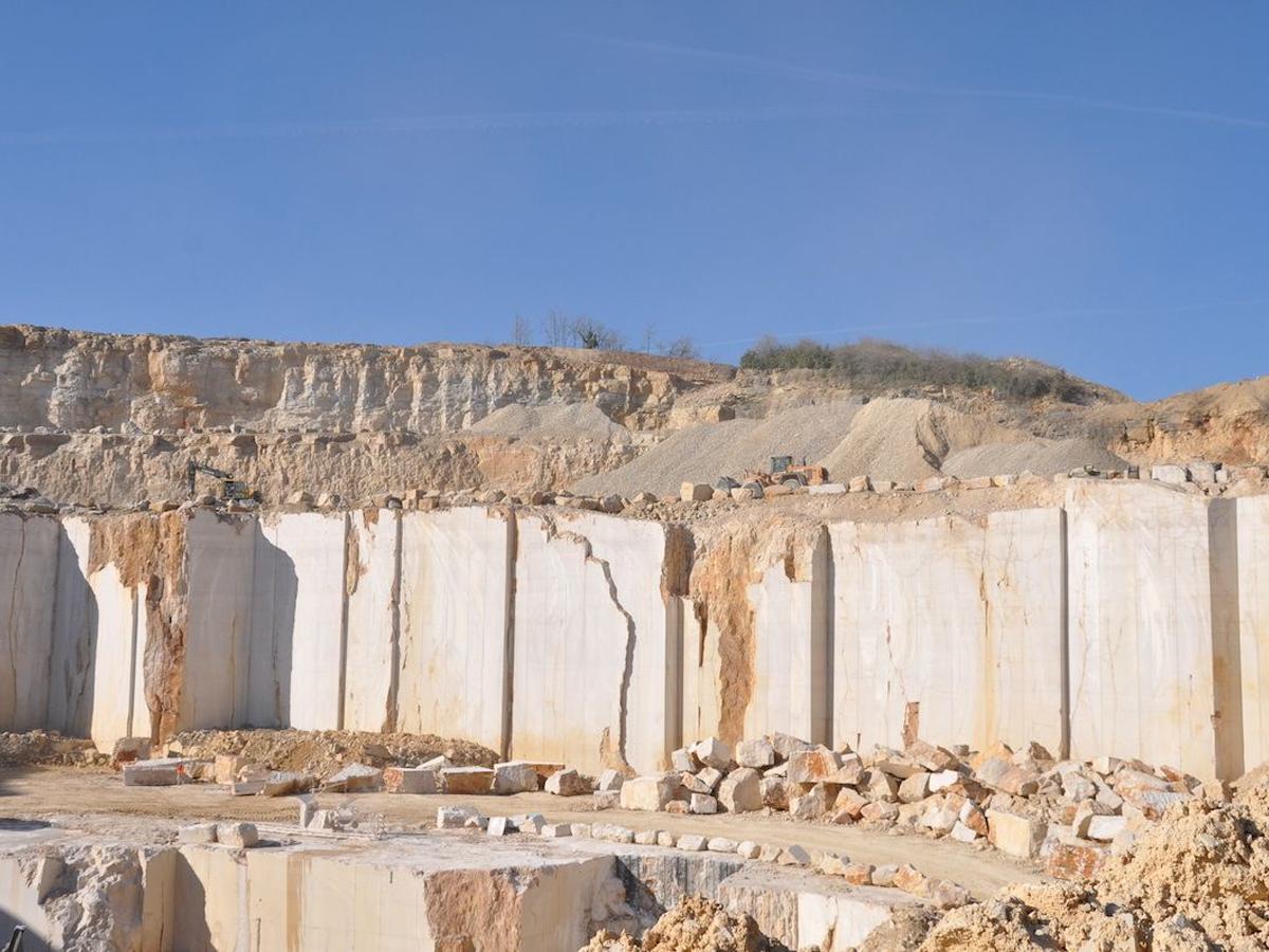 Carrière de Rocherons de Polycor