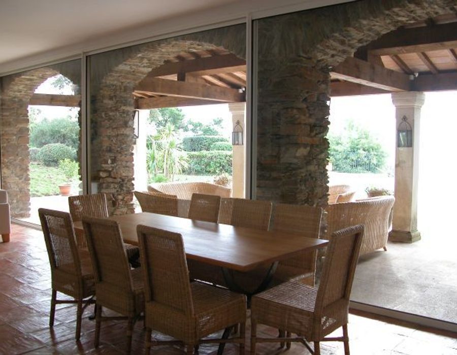 Typical Provencal villa with stunning interiors. 1