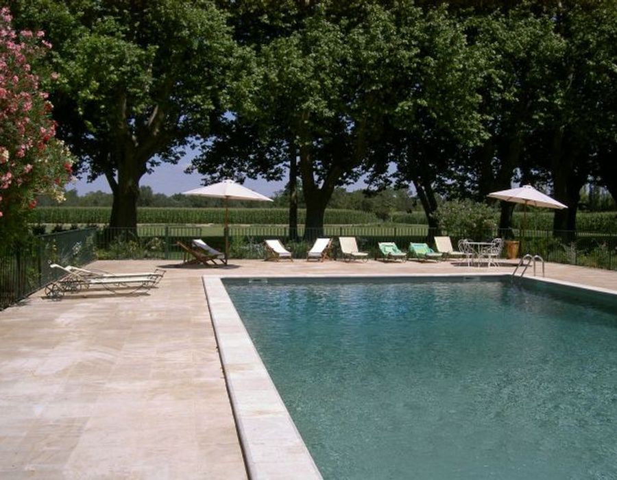 18th century manor in the heart of Provence 3