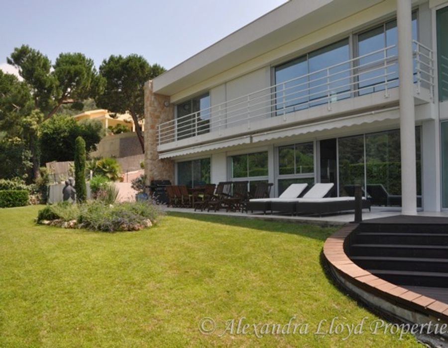 Contemporary villa, wonderful views in a private domain, Villefranche 5