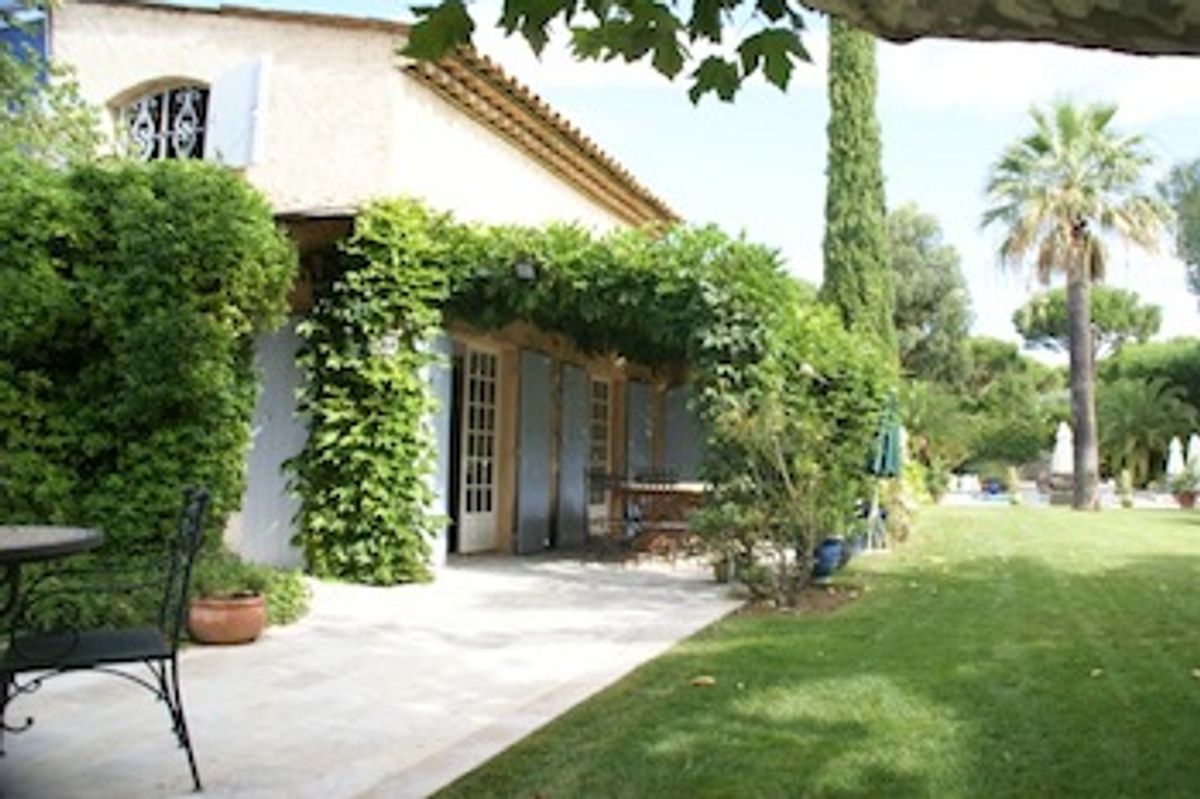 Wonderful villa for sale on the Route de Tahiti