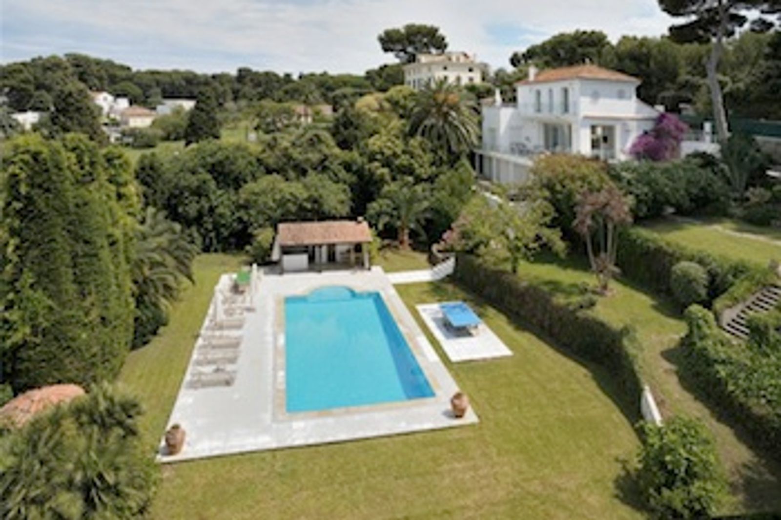 Magnificent contemporary property on the Cap d'Antibes