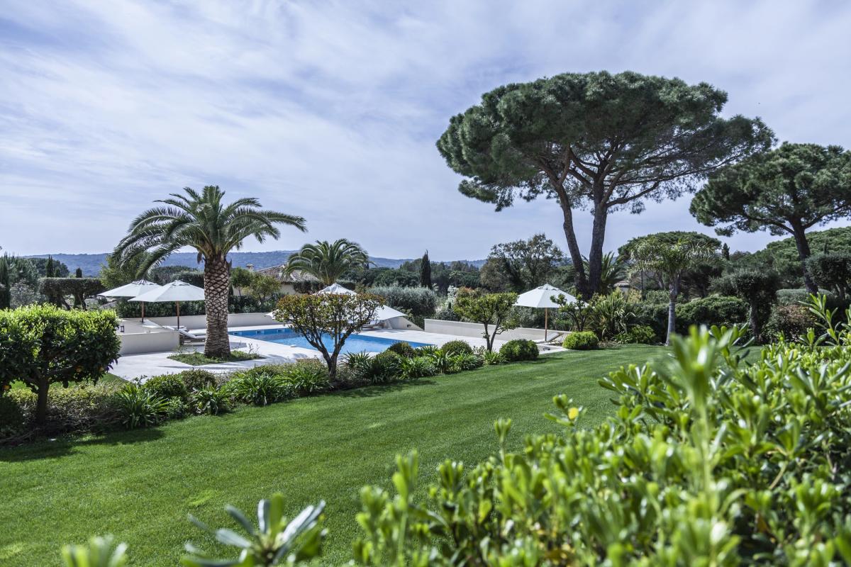 Five-Bedroom Villa with Heated Pool, Tahiti Beach Area, Saint-Tropez