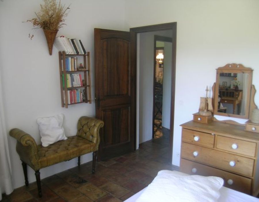 Provencal villa at the entrance of St Tropez 2