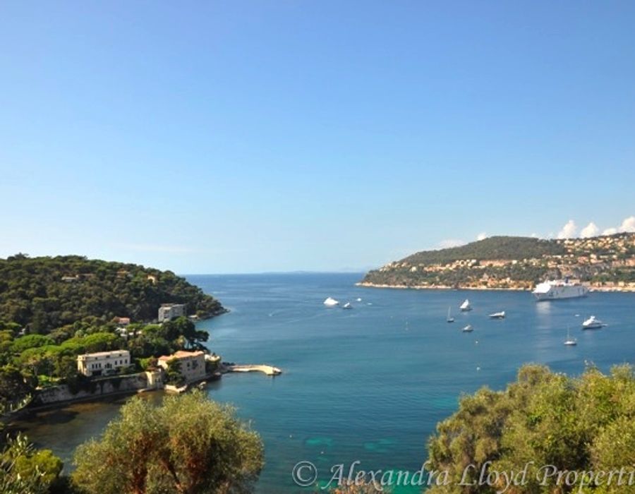 Renovation project in Saint Jean Cap Ferrat 1