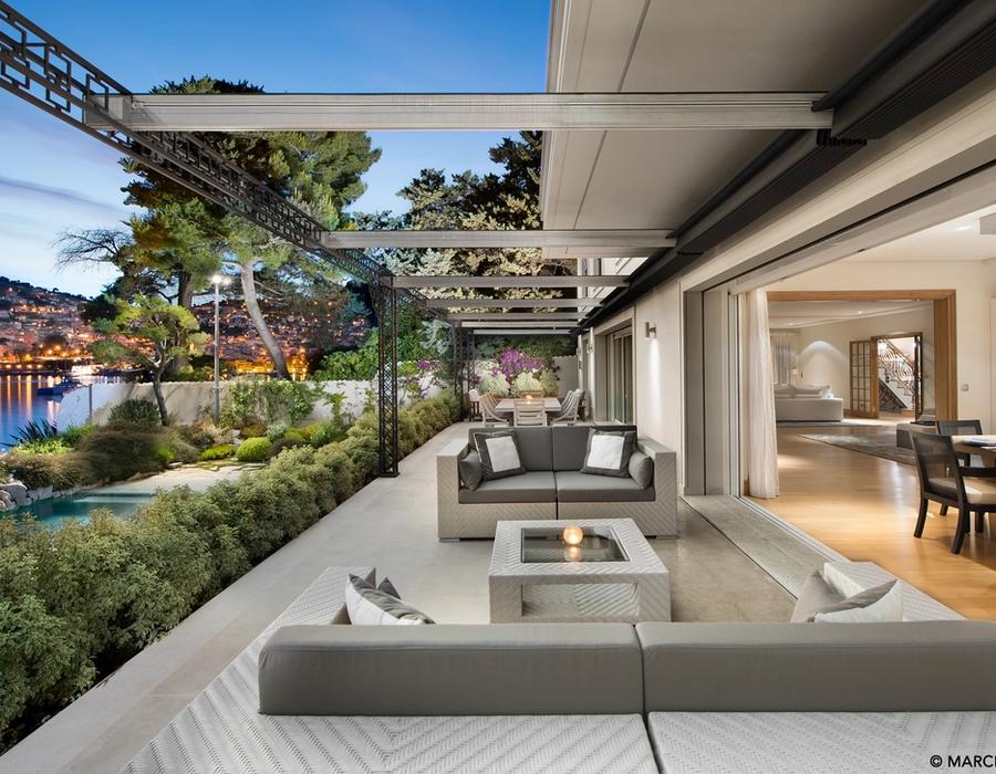 A five star location and a five star ultra luxury villa located on the water front in Saint Jean Cap Ferrat 2