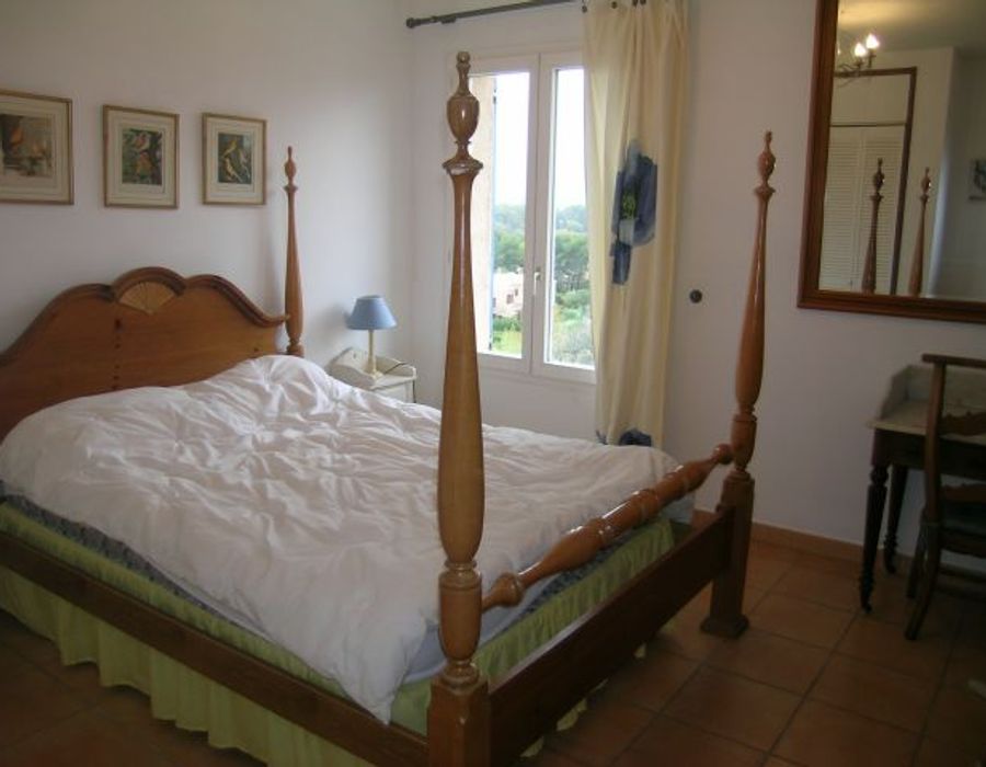 Superb villa only a walk away from the old village of Mougins 2