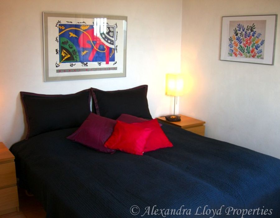 Quality villa in a exclusive residential area in Cap-d'Ail 1