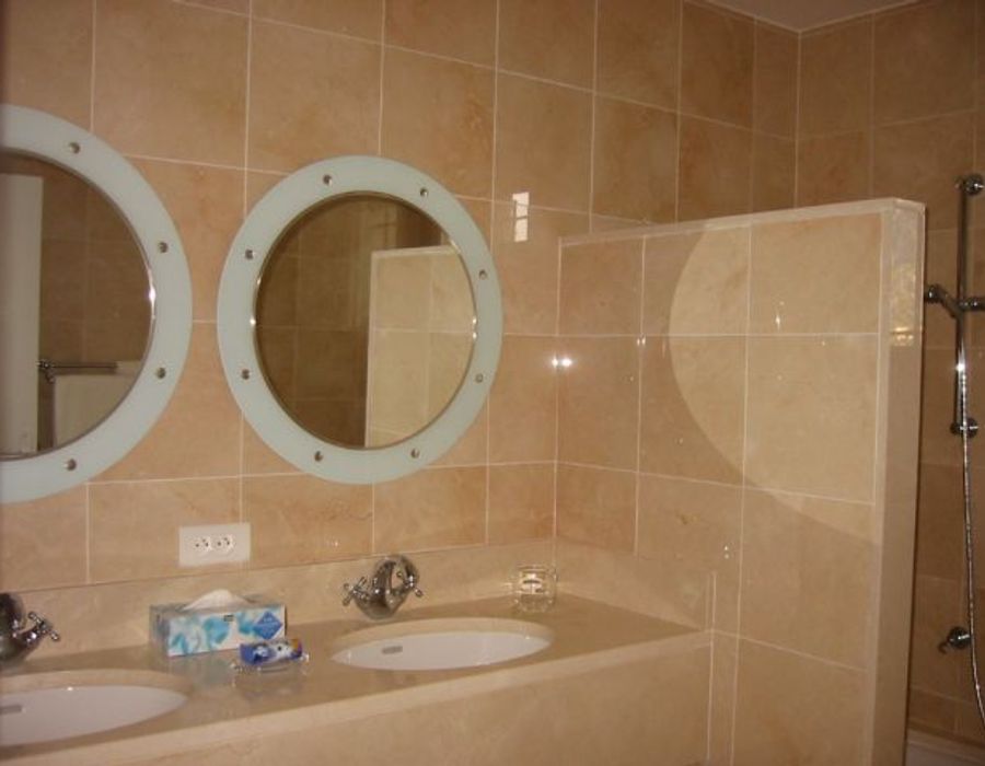 Newly built property in the hills of Beaulieu - lovely views 1