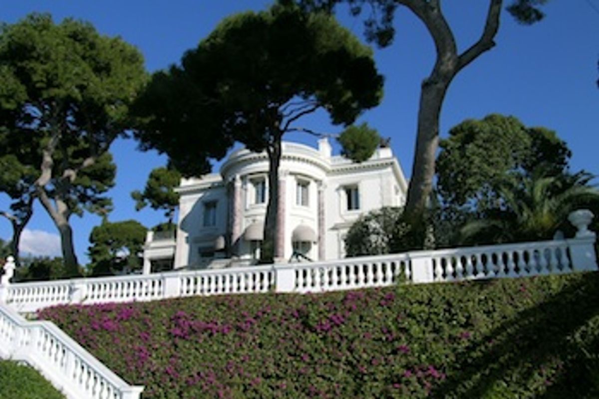 Magnificent waterfront demeure on the Cap Martin