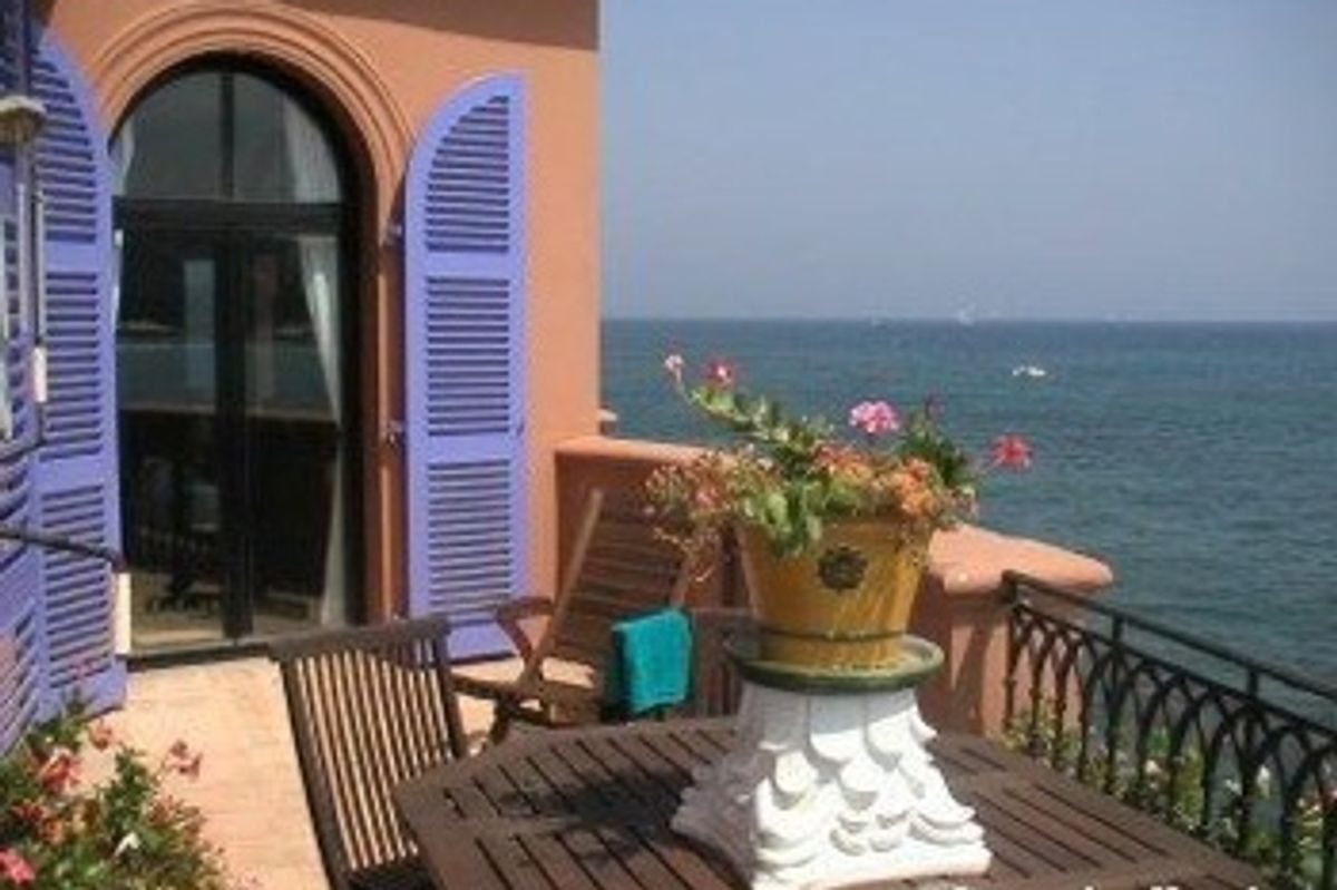 Waters Edge property just from Saint Tropez