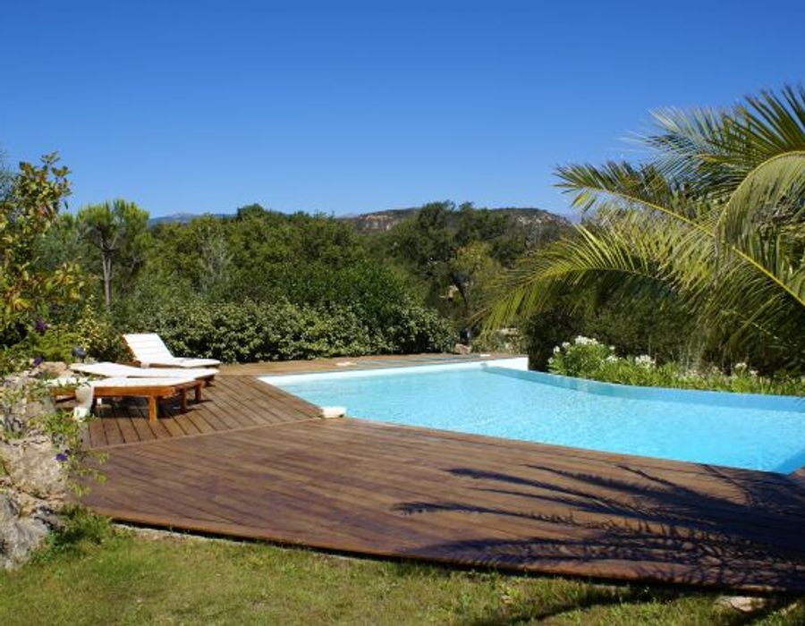 A very pretty villa located in South Corsica, close to Porto Vecchio 1