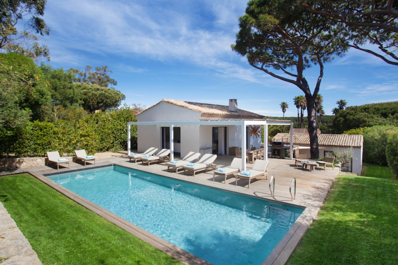 A four bedroom modern villa for rent in Le Parc des Salins, Saint Tropez