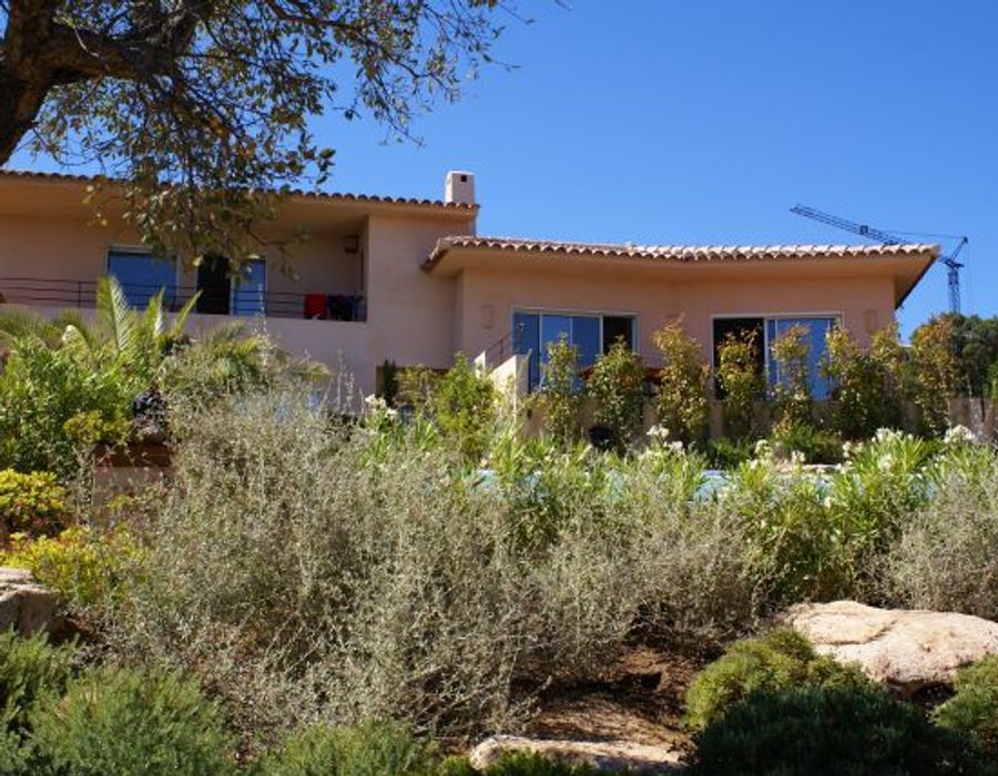 A very pretty villa located in South Corsica, close to Porto Vecchio 2