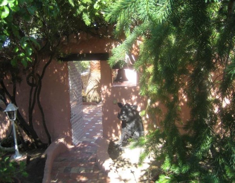 Lovely Mediteranean style hacienda located in South Corsica. 4