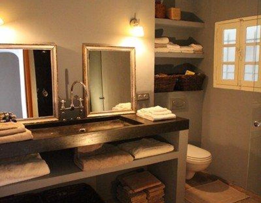 Charming apartment in the village of Saint Tropez 4