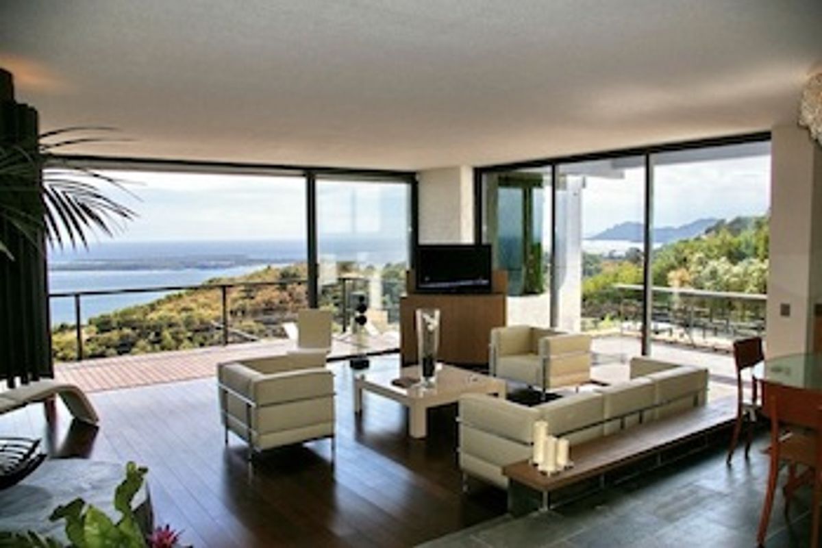 NEW! Contemporary villa - Super Cannes