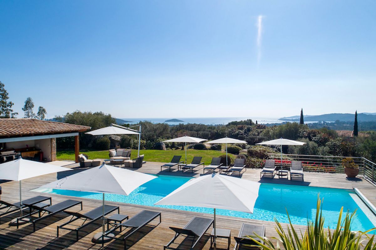 A fabulous eight bedroom villa for rent in Saint Cyprien, South Corsica