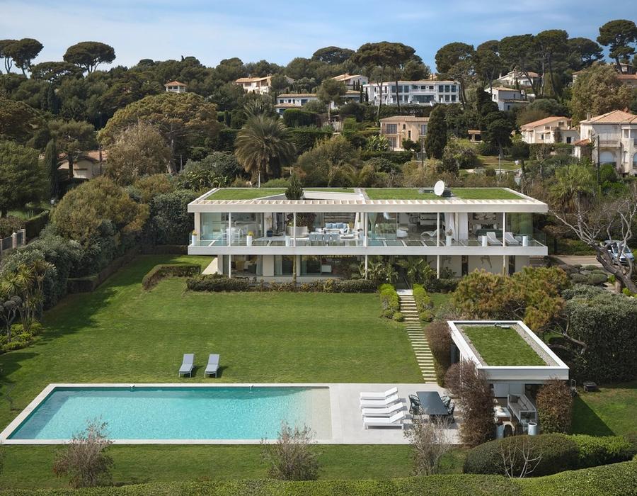 Contemporary Villa with Panoramic Sea Views – Cap d’Antibes 1