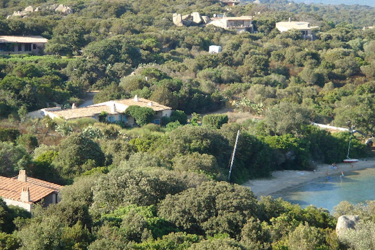 A true water front property in Pianotolli-Caldarello, South Corsica