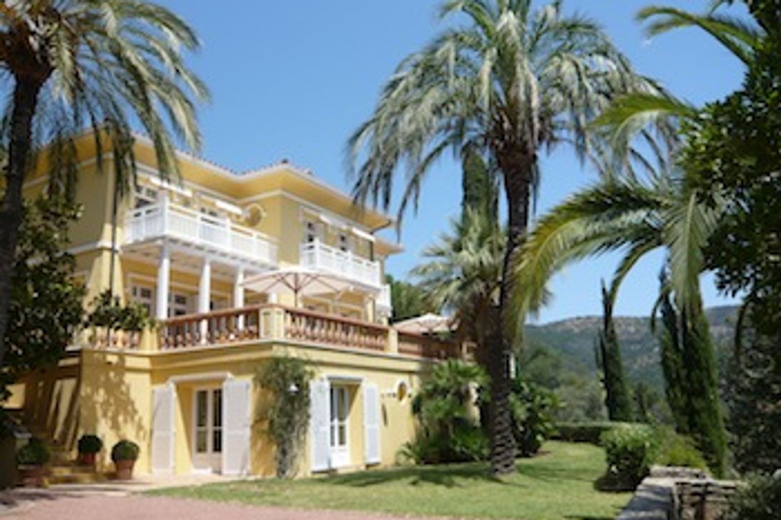 The Rolls Royce Villa! Royal Canadel