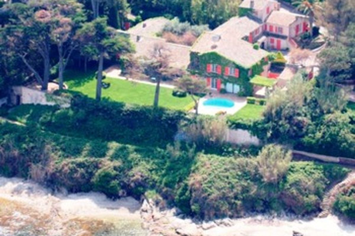 Water's edge property - Saint Tropez.