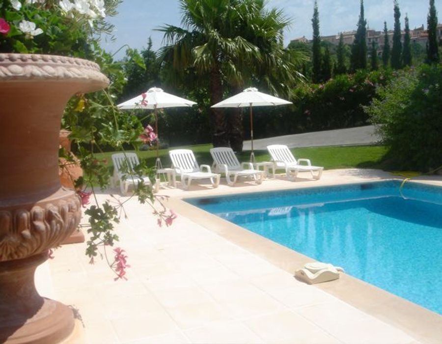 Superb villa only a walk away from the old village of Mougins 6
