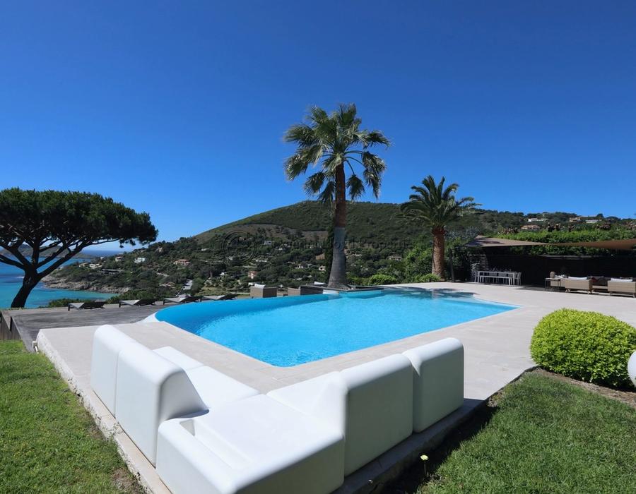 Panoramic sea views from the Domaine de l'Escalet 2