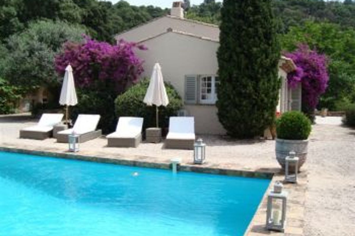 Fabulous sea views and overlooking Saint Tropez