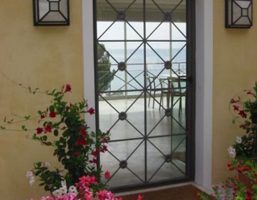 Newly built property in the hills of Beaulieu - lovely views 5