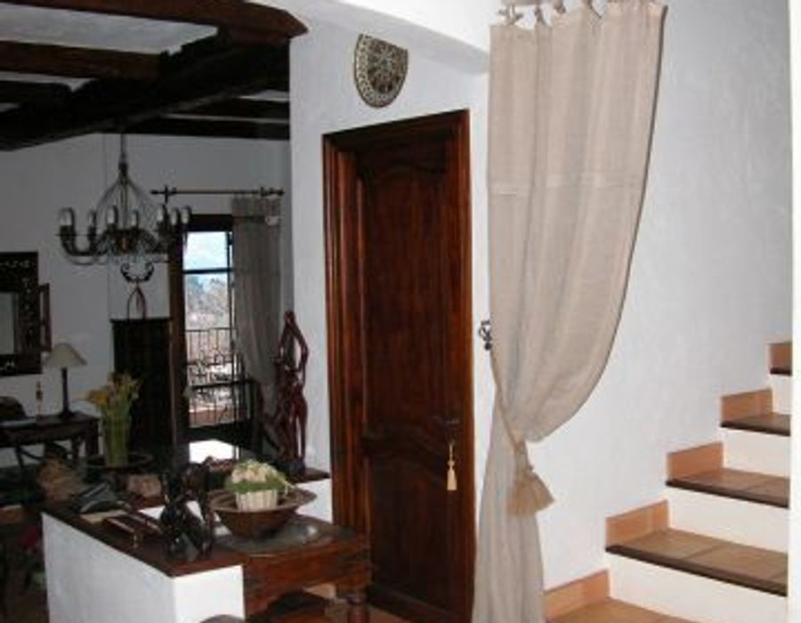 Superb property in the hills of Nice 5