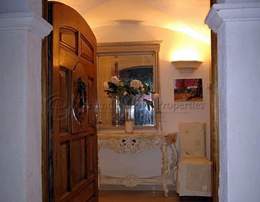 Florentine style villa located on the Boulevard Patch - Ramatuellle 6