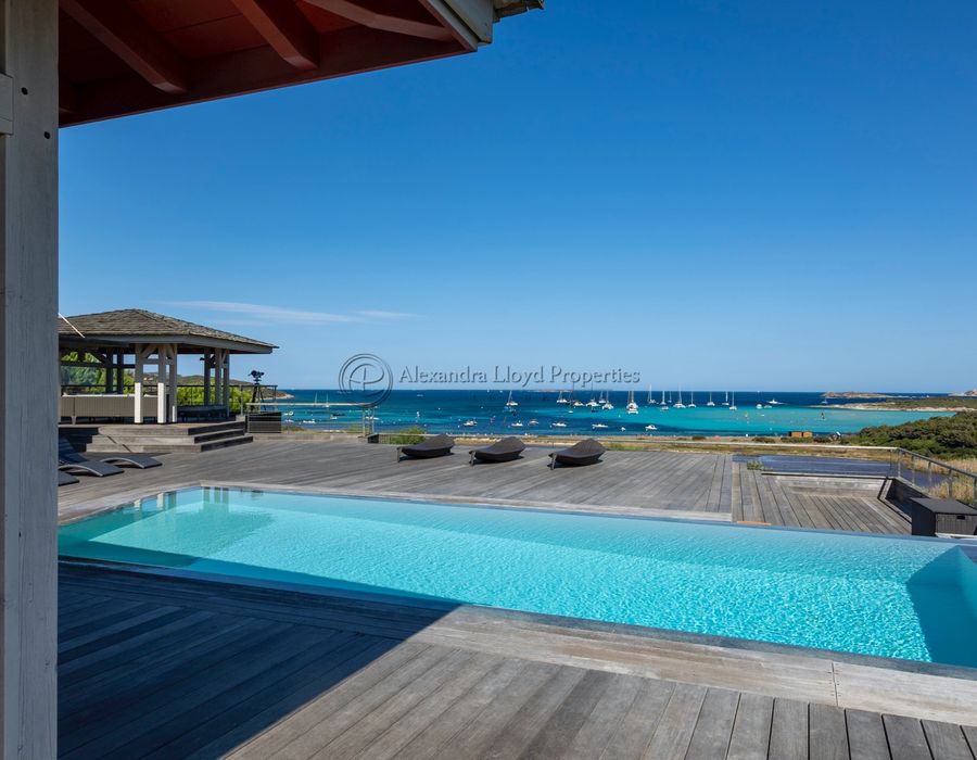 Fabulous villa for rent located in the Domaine de Sperone 6