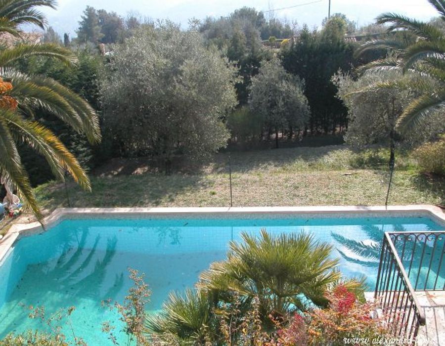 Lovely Provencal stone villa in the heights of Tourrettes sur L 1