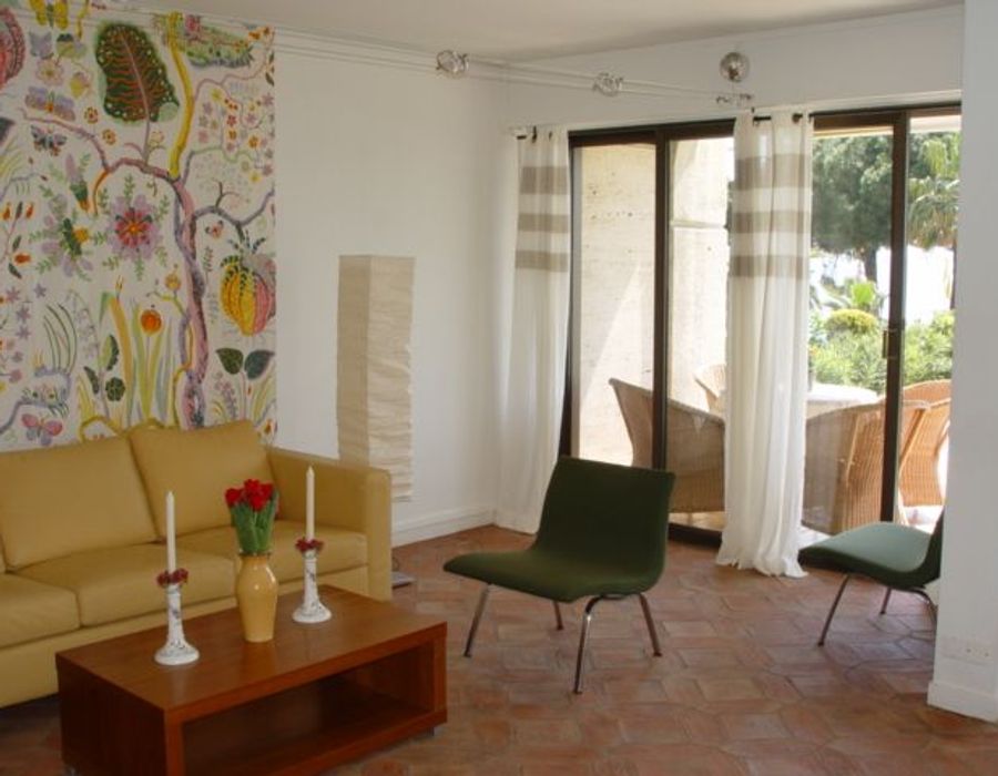 Large apartment located on the Croisette in the heart of Cannes 1