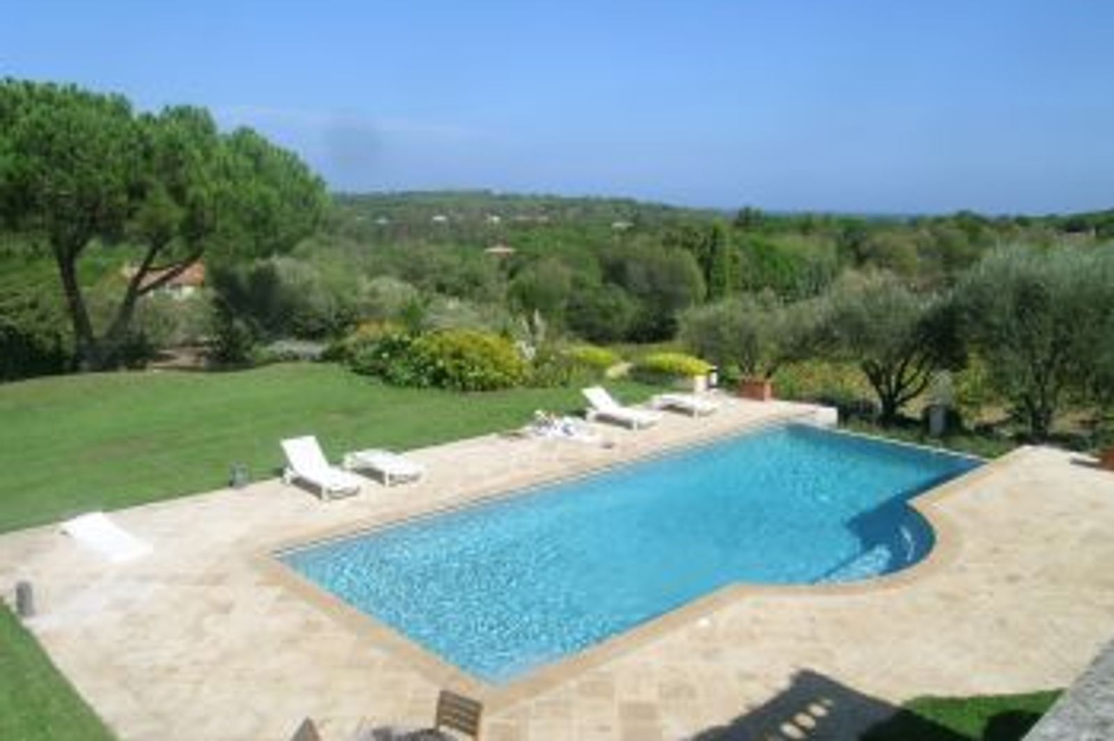 Elegant property, just 5 minutes away from the centre of St Tropez