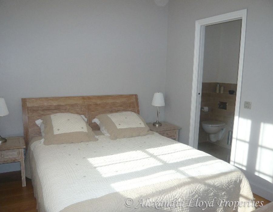 Newly renovated property very close to the Pampelonne beaches 4