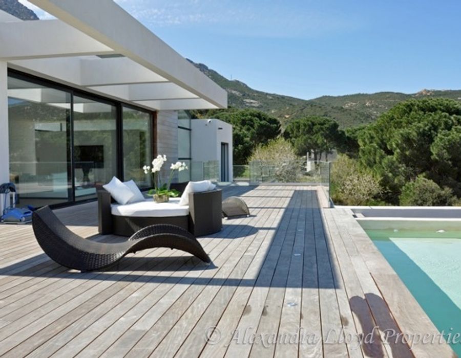 New! Stunning contemporary villa with breathtaking views over Calvi 3