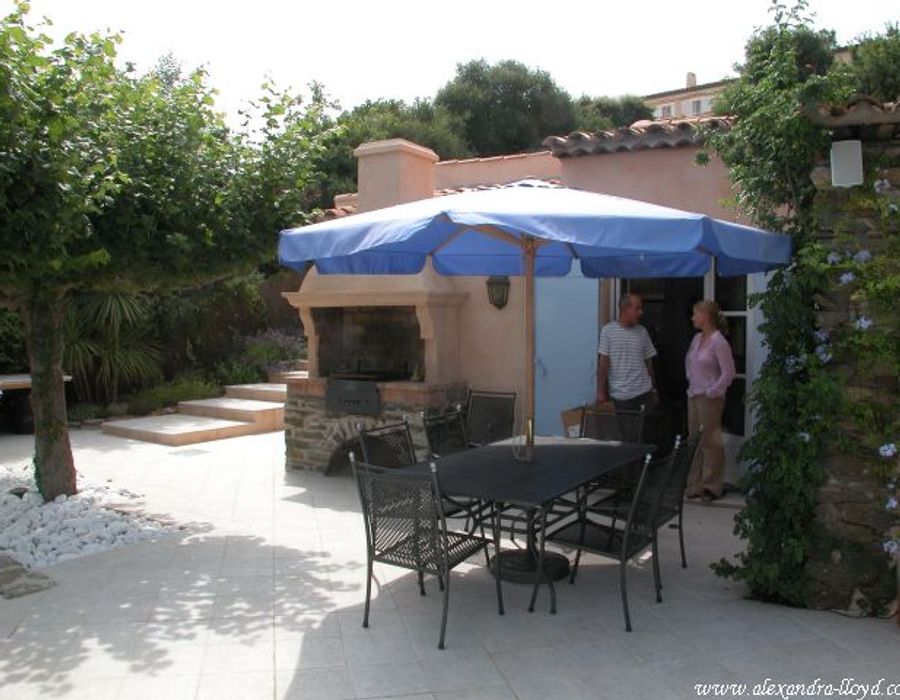 Stunning views and a beautiful villa overlooking Saint Tropez 4