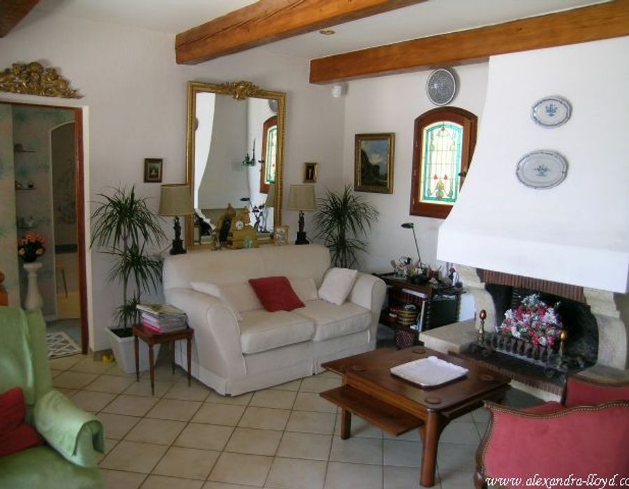 Charming Provencal villa in the peaceful village of Cap d'Ail 2