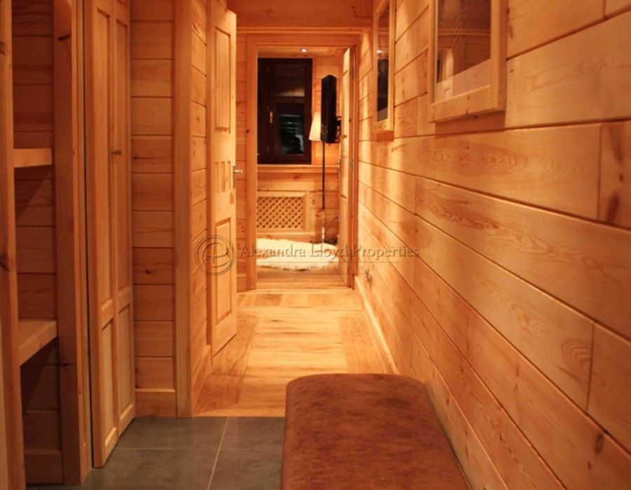 Luxury apartment in Courchevel 4