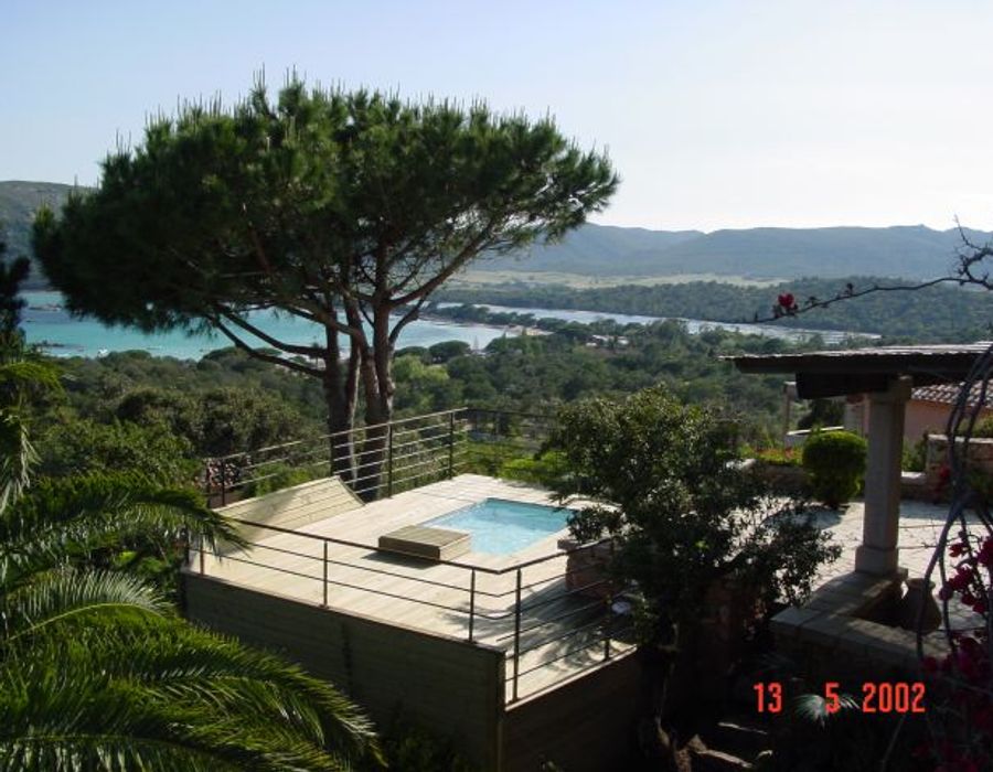 Located in the domain Marina de Santa Giulia in Porto-Vecchio 1