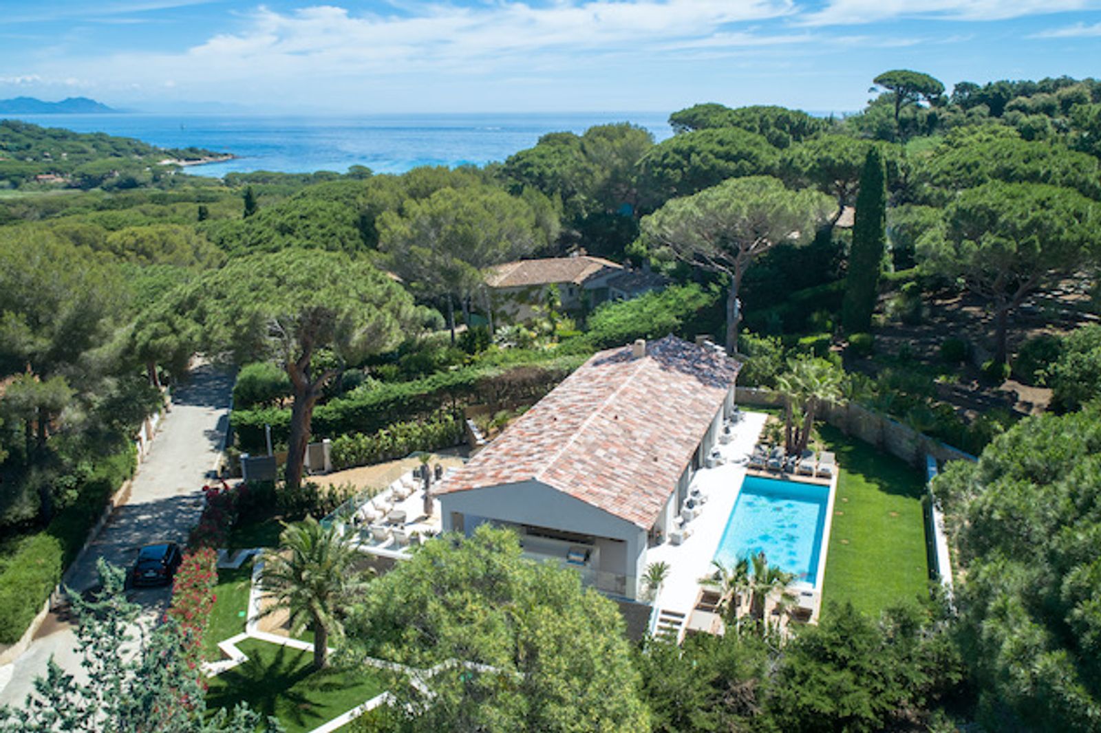 A five bedroom contemporary villa for rent in Le Parc des Salins, Saint Tropez