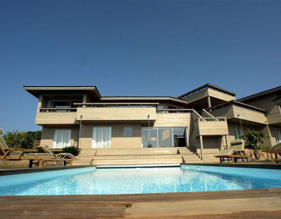 Sperone..... Sea, golf and sun...! 1