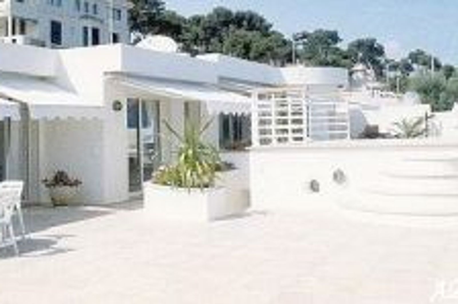 Waters edge property on the Cap d'Antibes