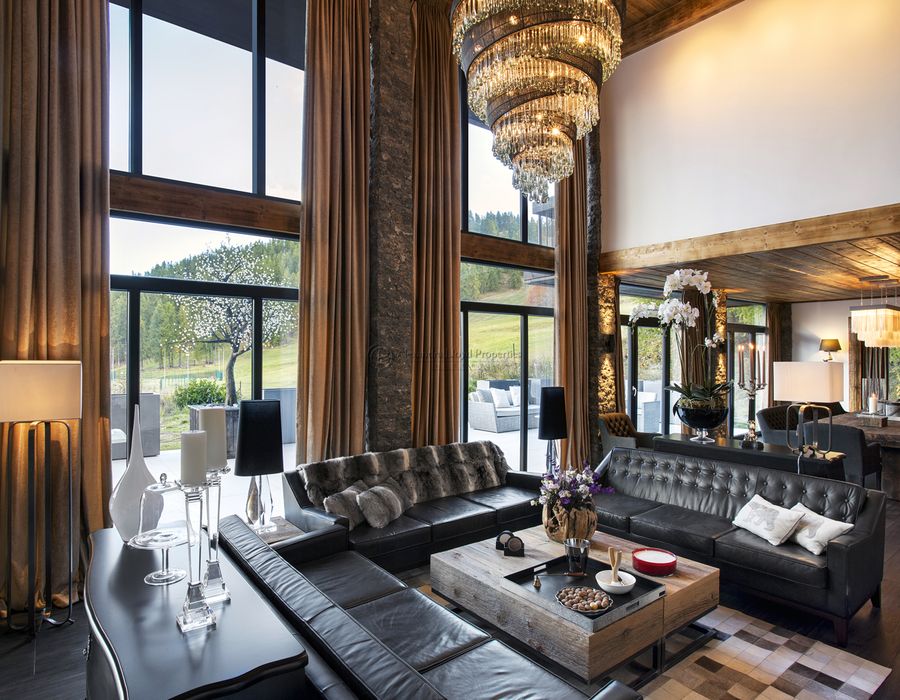Exceptional ultra luxurious chalet for rent in Valberg 4
