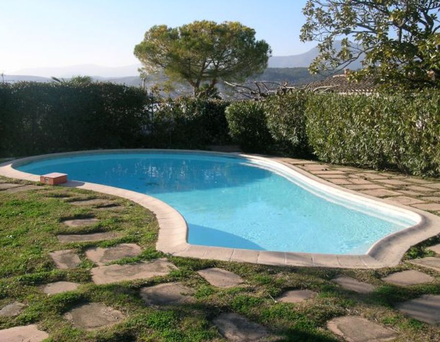 A wonderful converted farmhouse in Saint Paul de Vence 4